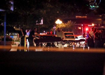 Ataques de atiradores mataram 29 pessoas em supermercado do Texas e bar de Ohio
